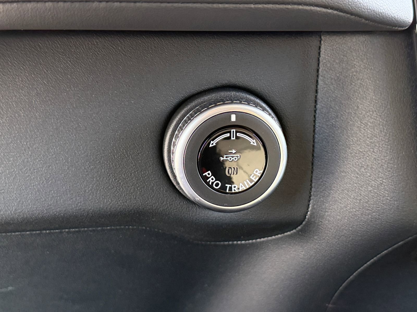 New 2026 Lincoln Navigator Premiere image 29