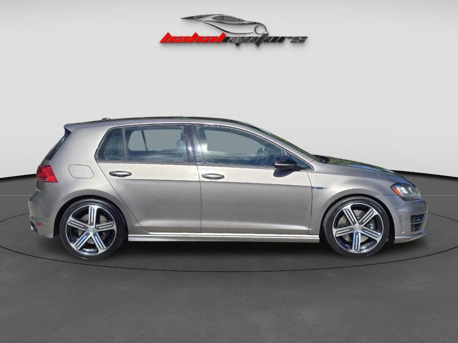 Used 2016 Volkswagen Golf 4-Door image 12