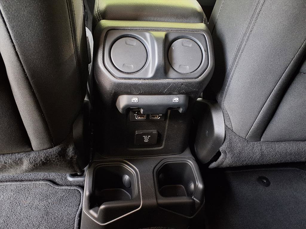 Used 2018 Jeep Wrangler Unlimited Sahara w/ Cold Weather Group image 24