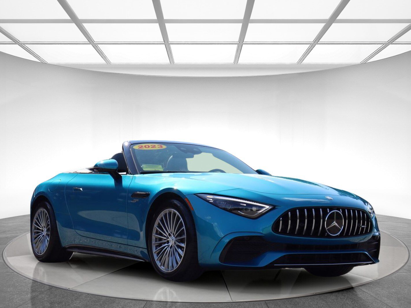 Used 2023 Mercedes-Benz SL 43 AMG image 3