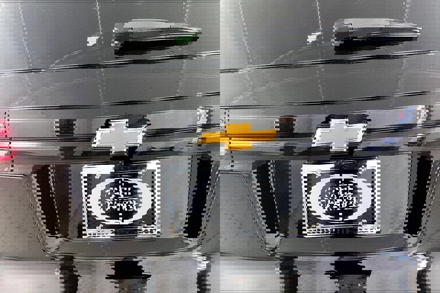 Used 2025 Chevrolet Traverse LT image 24