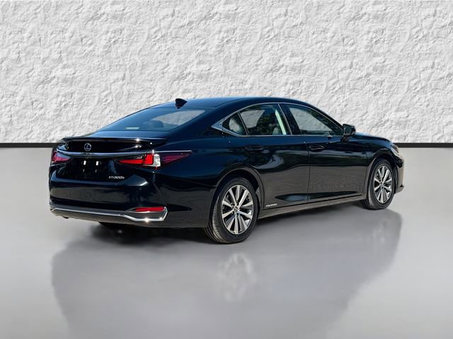 Used 2020 Lexus ES 300h w/ Premium Package FWD image 3