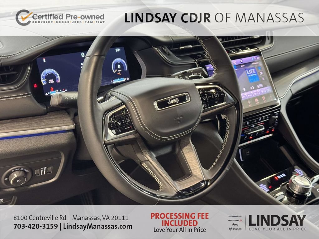 Used 2025 Jeep Grand Cherokee L Overland w/ Advanced Protech Group III AWD/4WD image 11