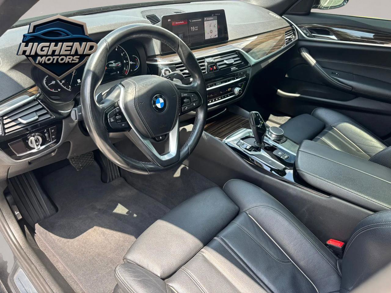 Used 2019 BMW 530i xDrive w/ Convenience Package AWD/4WD image 12