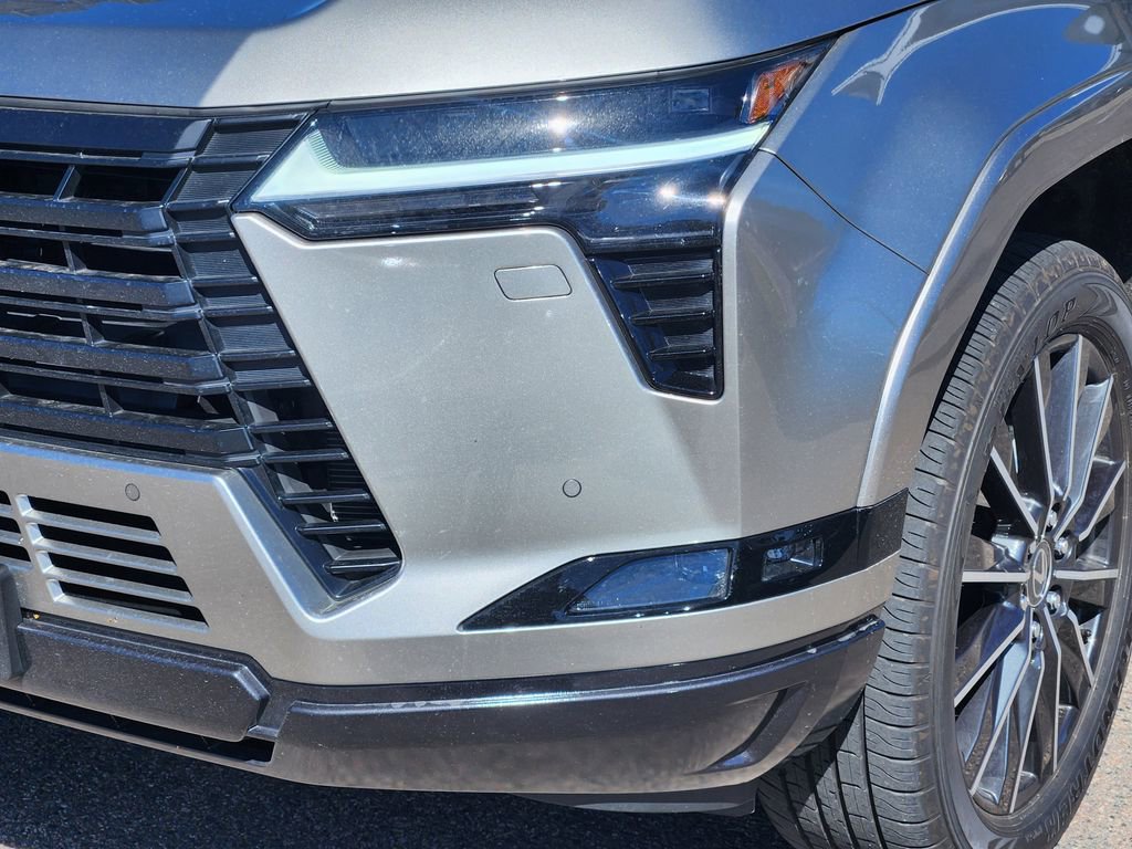 Used 2024 Lexus GX 550 image 8