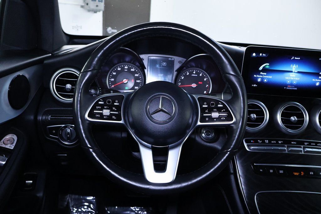 Used 2021 Mercedes-Benz GLC 300 4MATIC image 21