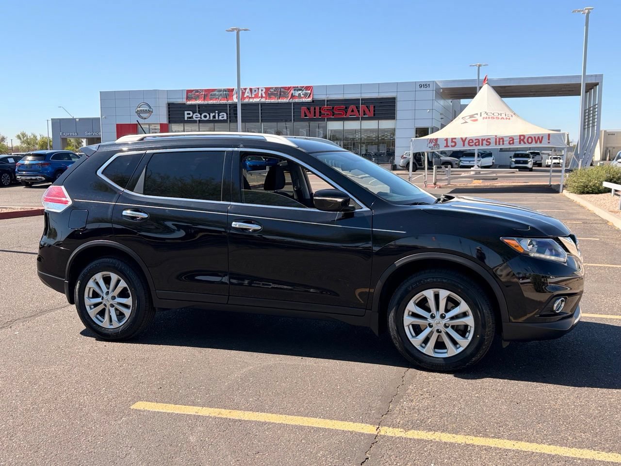 Used 2015 Nissan Rogue SV FWD image 6