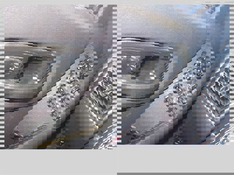 Used 2000 Jeep Cherokee Sport image 22