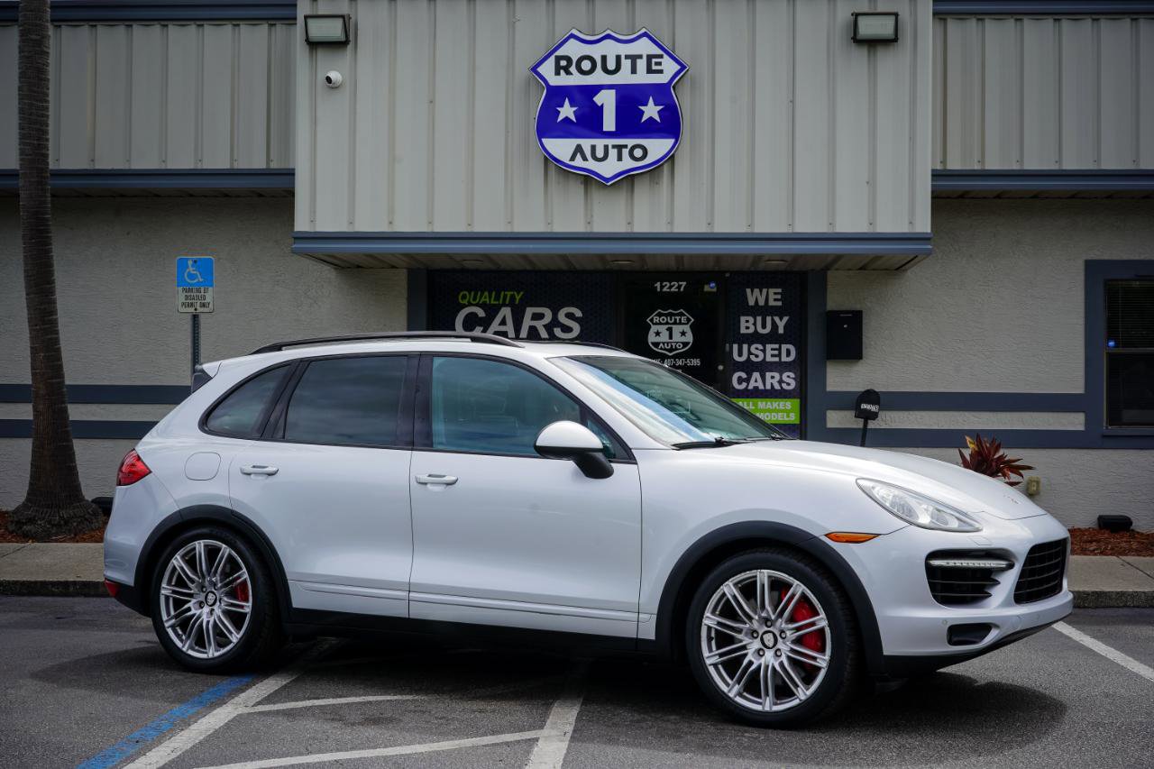 Used 2011 Porsche Cayenne Turbo AWD/4WD image 3