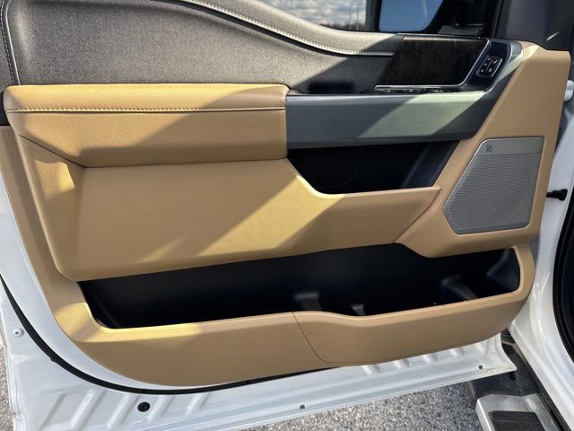 Used 2023 Ford F150 Lariat w/ Equipment Group 502A High image 16