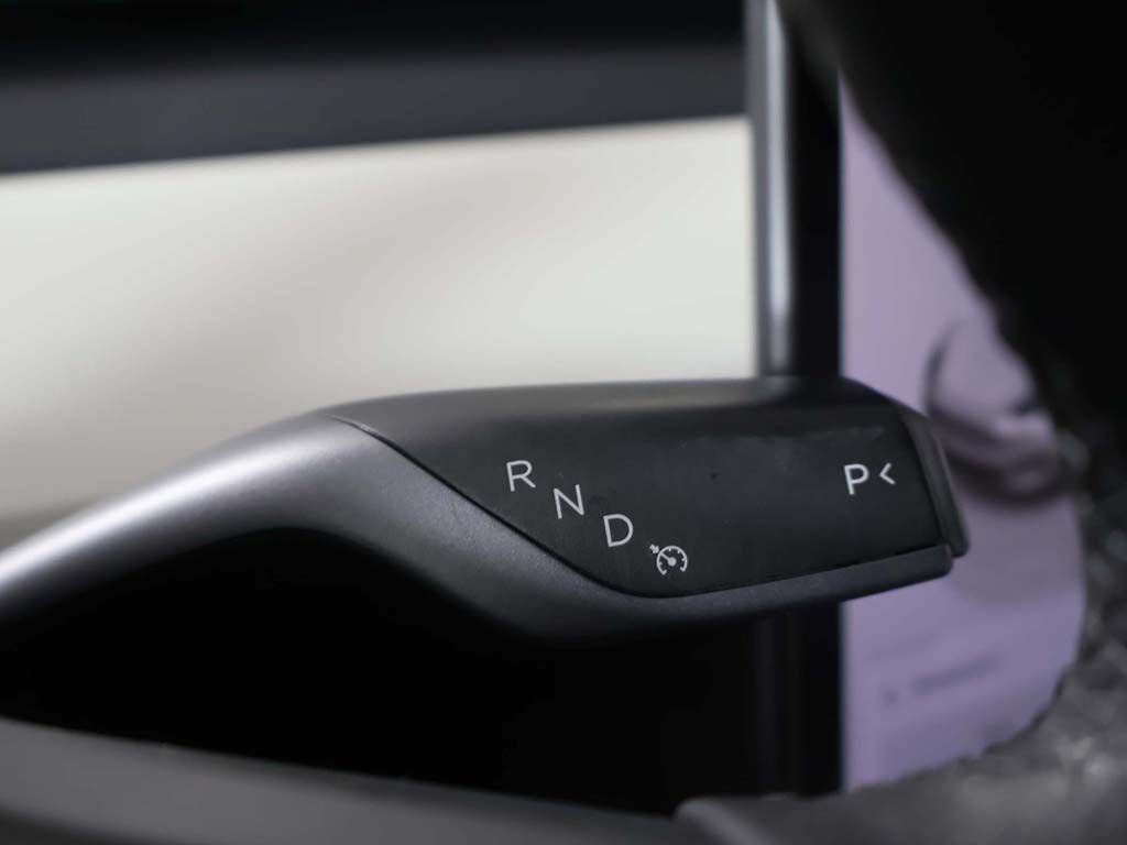Used 2023 Tesla Model Y Performance AWD/4WD image 41