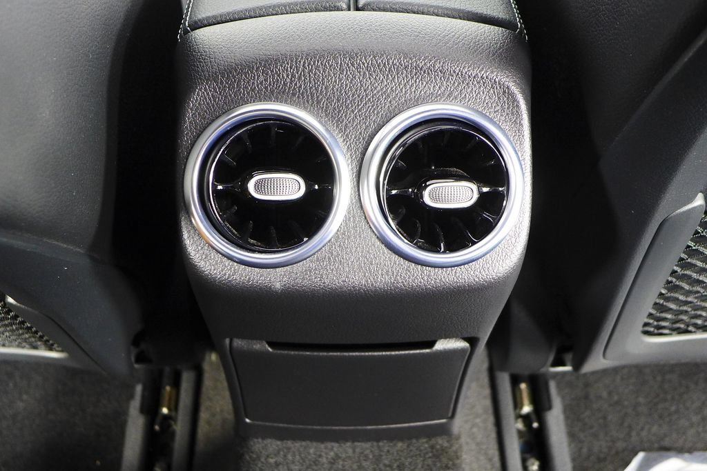 Used 2020 Mercedes-Benz CLA 250 image 23