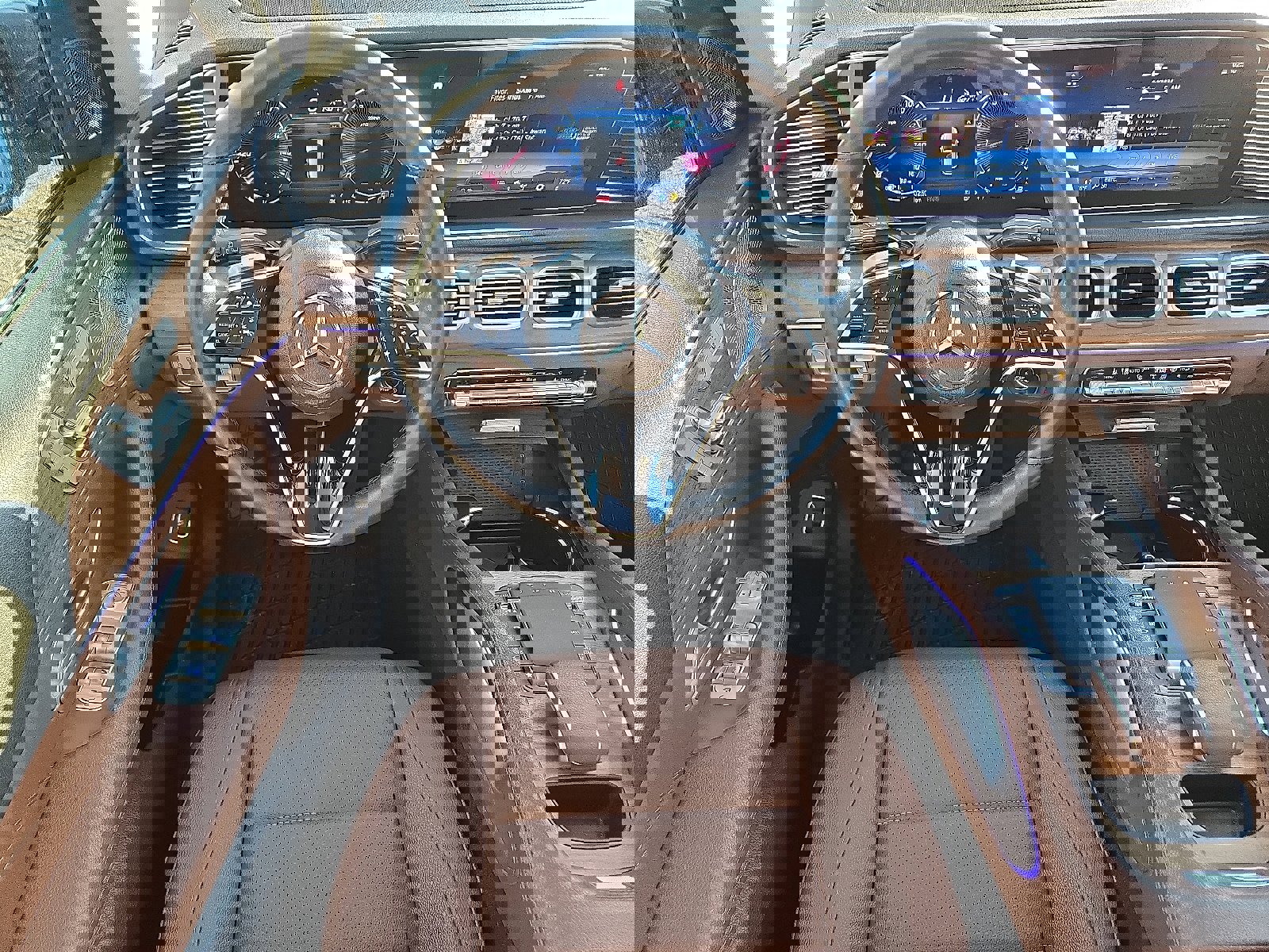 Used 2024 Mercedes-Benz GLE 350 4MATIC w/ AMG Line Exterior image 12