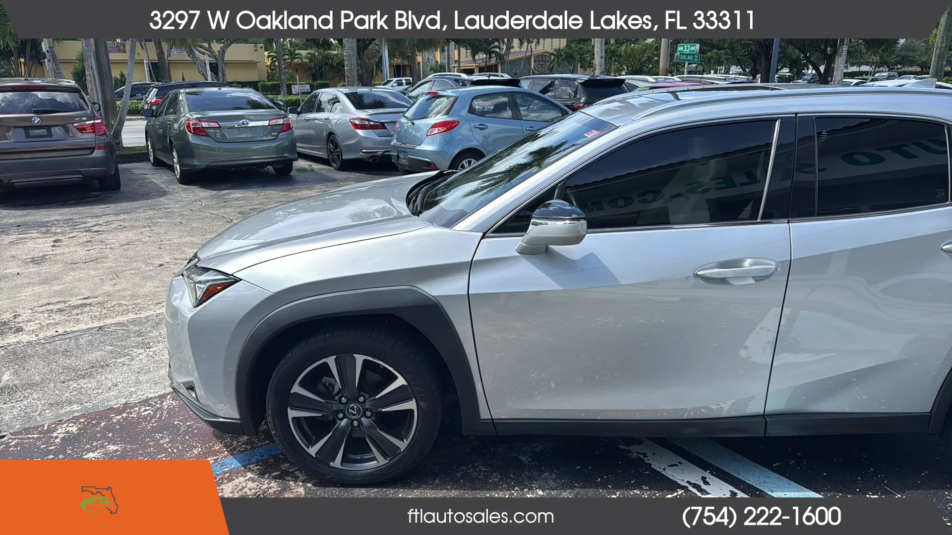 Used 2019 Lexus UX 200 w/ Premium Package FWD image 15