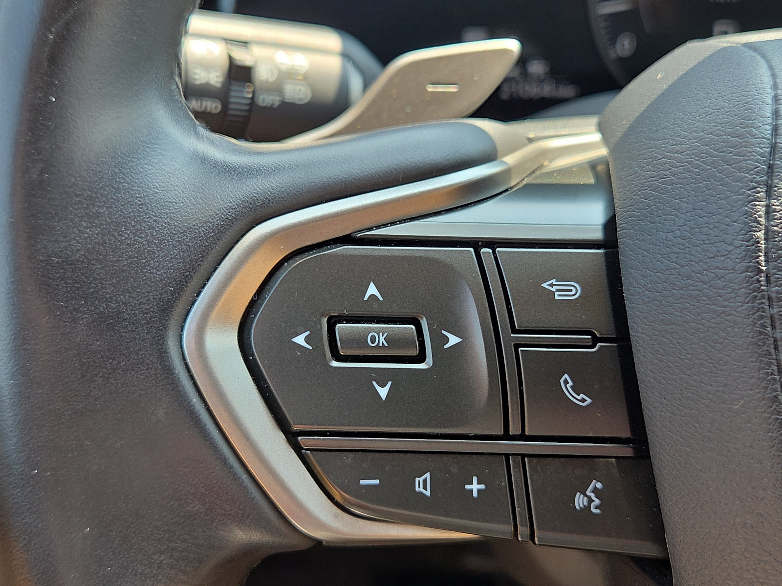Used 2024 Lexus NX 250 FWD image 21
