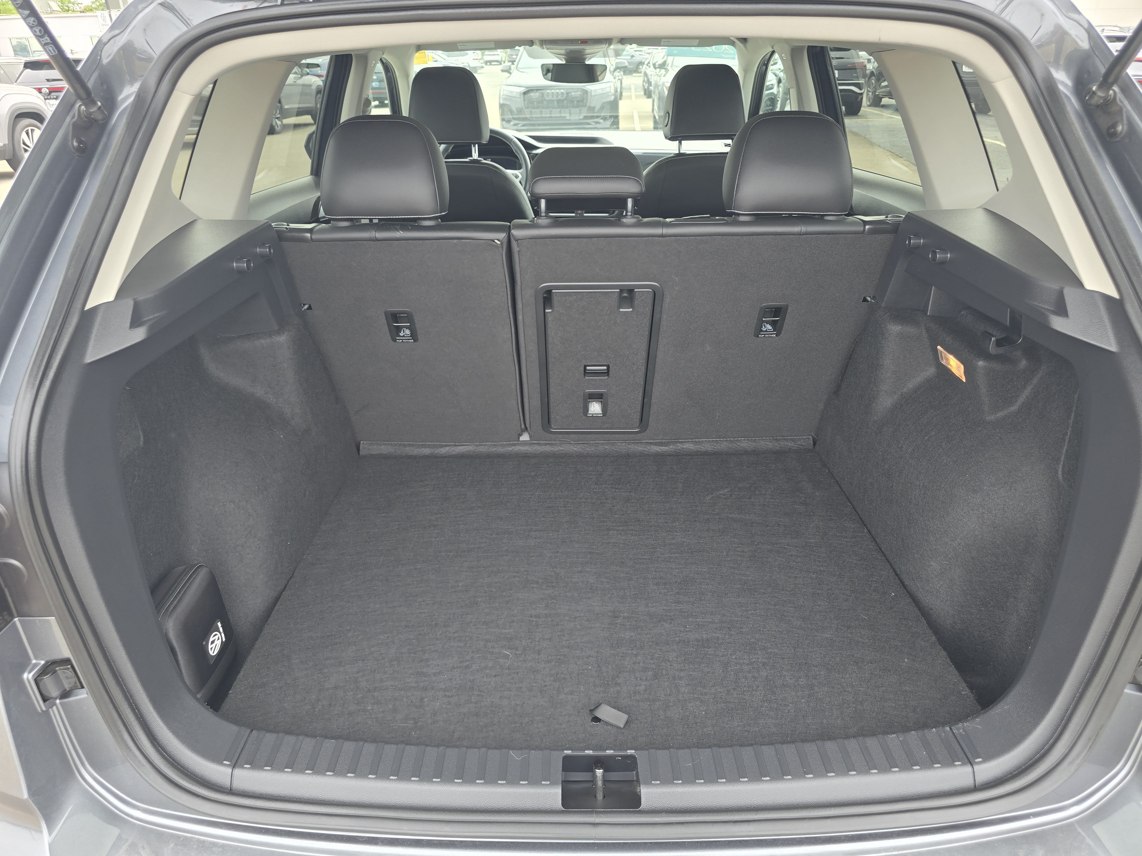 Certified 2023 Volkswagen Taos SEL AWD/4WD image 18