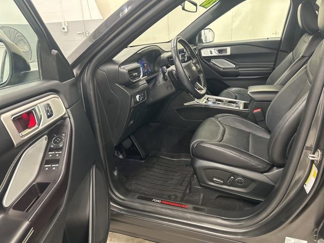 Used 2020 Ford Explorer ST w/ Premium Technology Package image 10