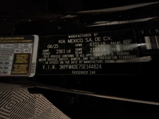 Certified 2025 Kia K4 GT-Line w/ GT-Line Premium Package FWD image 12