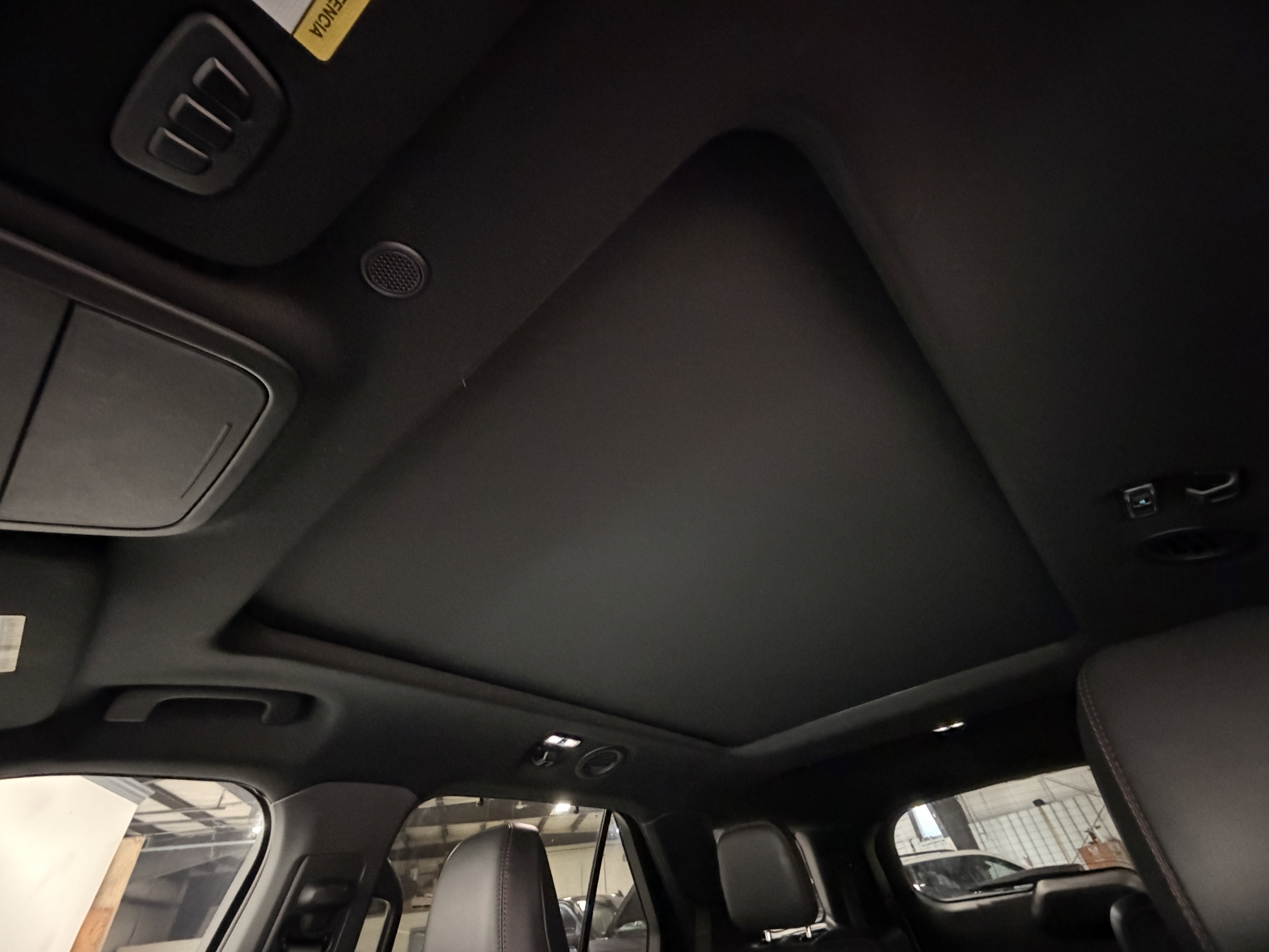 Used 2025 Ford Explorer ST image 8