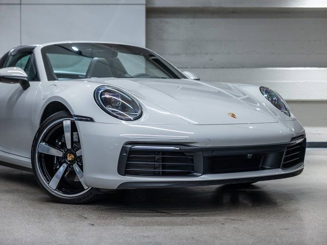 Certified 2022 Porsche 911 Targa 4S w/ Premium Package image 13