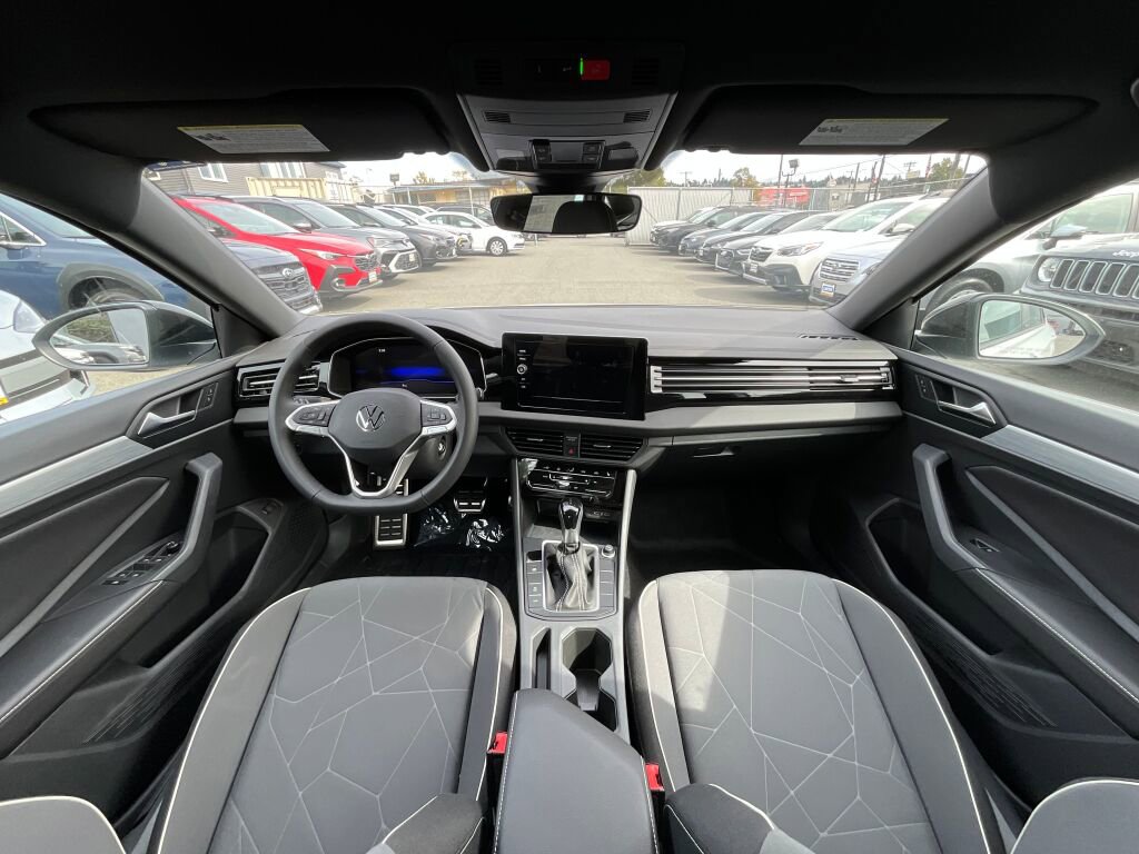 New 2025 Volkswagen Jetta Sport image 15