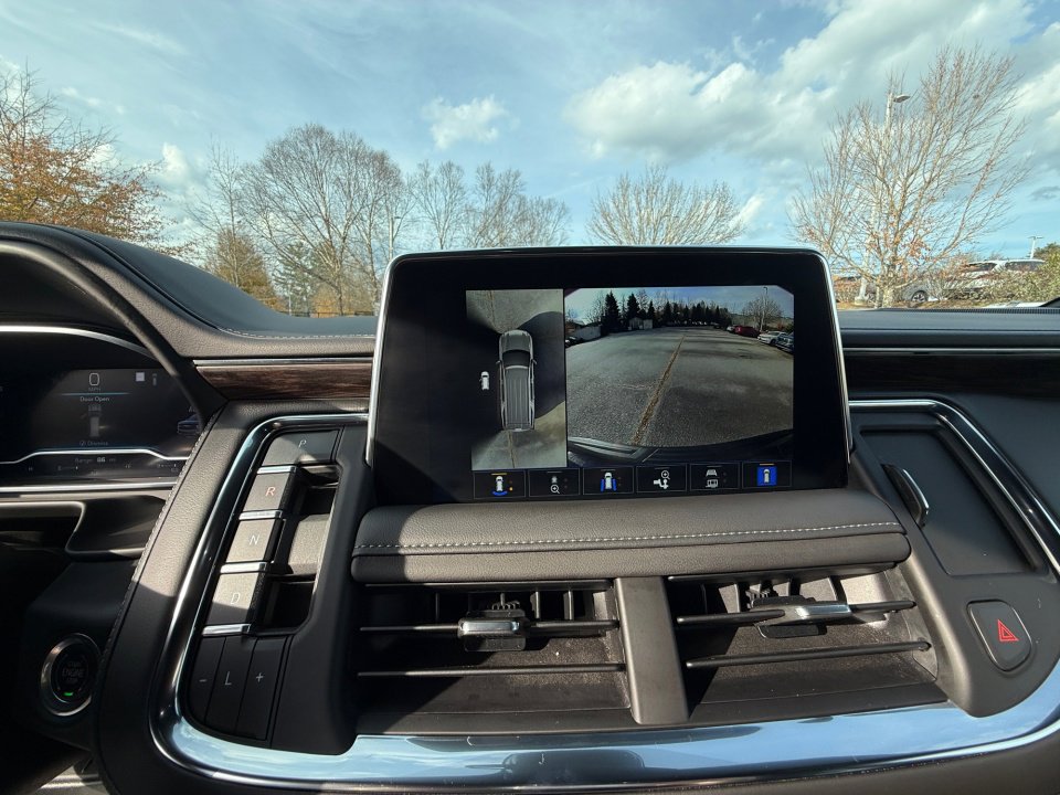 Used 2023 Chevrolet Tahoe Z71 w/ Off-Road Capability Package image 19