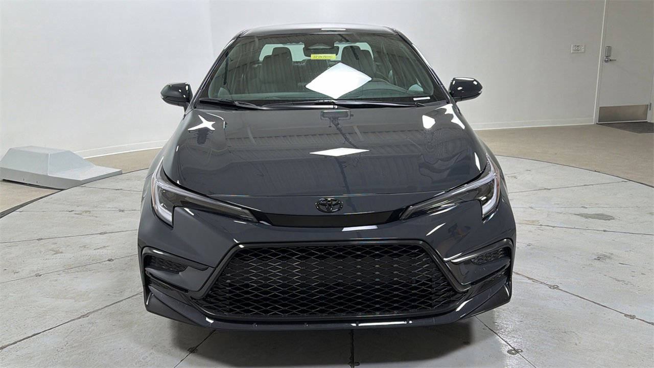 New 2026 Toyota Corolla SE image 2