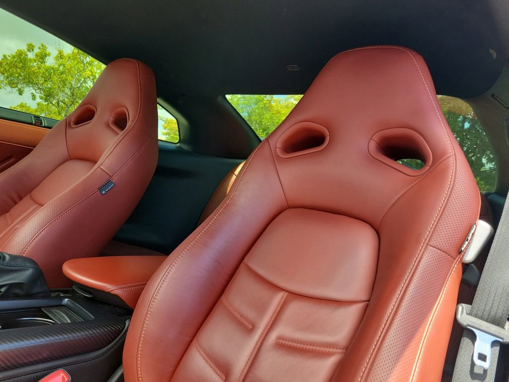 Used 2021 Nissan GT-R Premium image 13