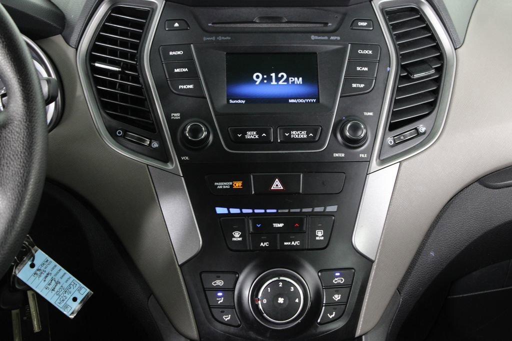 Used 2015 Hyundai Santa Fe Sport w/ Option Group 02 FWD image 8