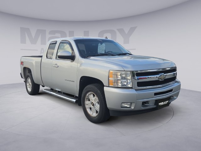 Used 2010 Chevrolet Silverado 1500 LT w/ Power Pack Plus AWD/4WD image 7