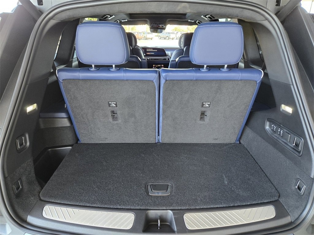 New 2026 Cadillac Vistiq Premium Luxury image 17