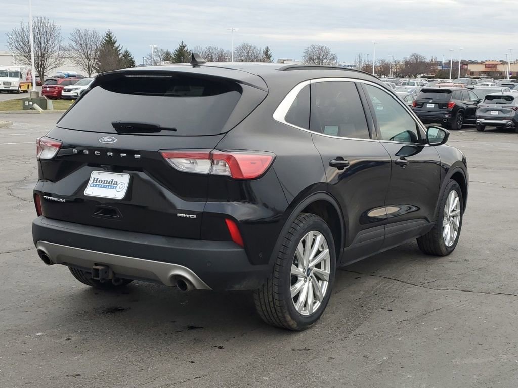 Used 2022 Ford Escape Titanium w/ Titanium Elite Package image 9