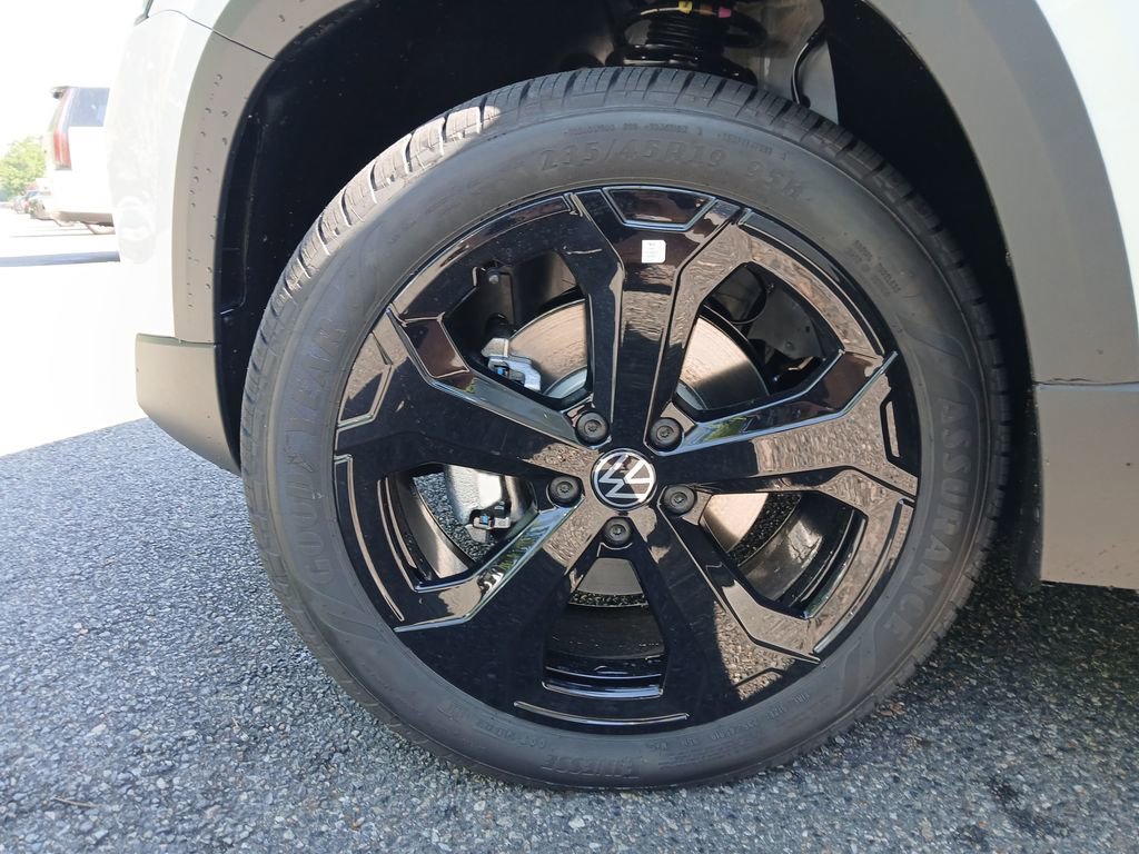 New 2026 Volkswagen Taos SE AWD/4WD image 26