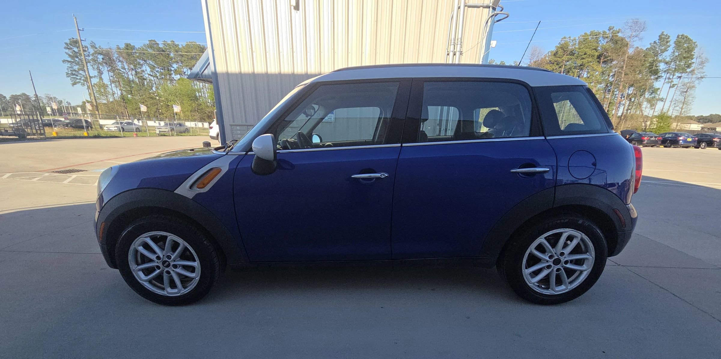 Used 2015 MINI Cooper Countryman Cooper Hatchback 4D image 10