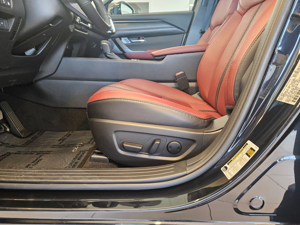 Used 2025 MAZDA CX-50 2.5 Hybrid w/ Premium Plus Pkg image 15