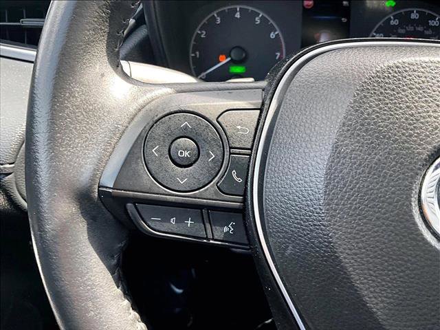 Used 2023 Toyota Corolla Cross SE image 16