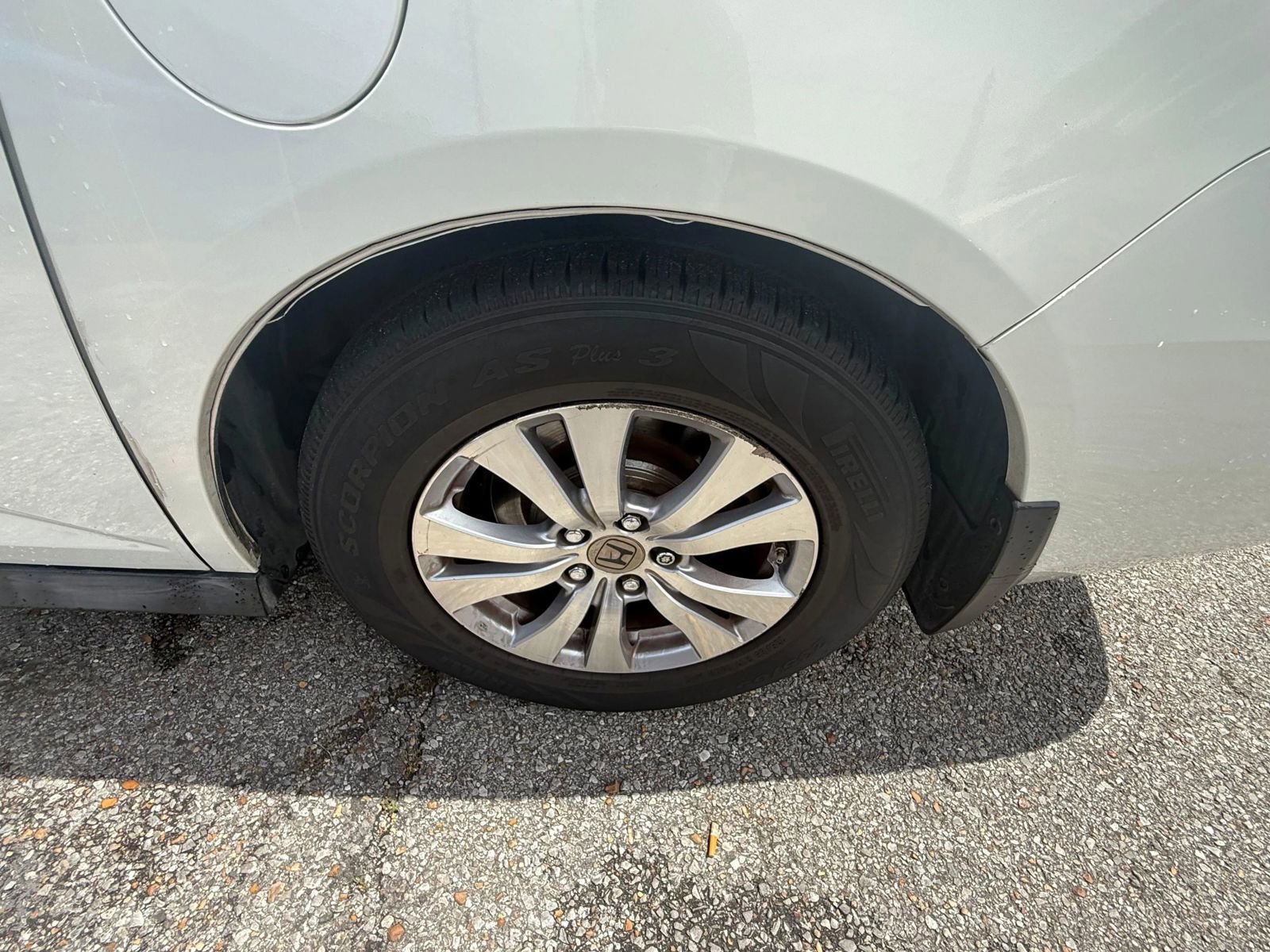 Used 2014 Honda Odyssey EX image 9