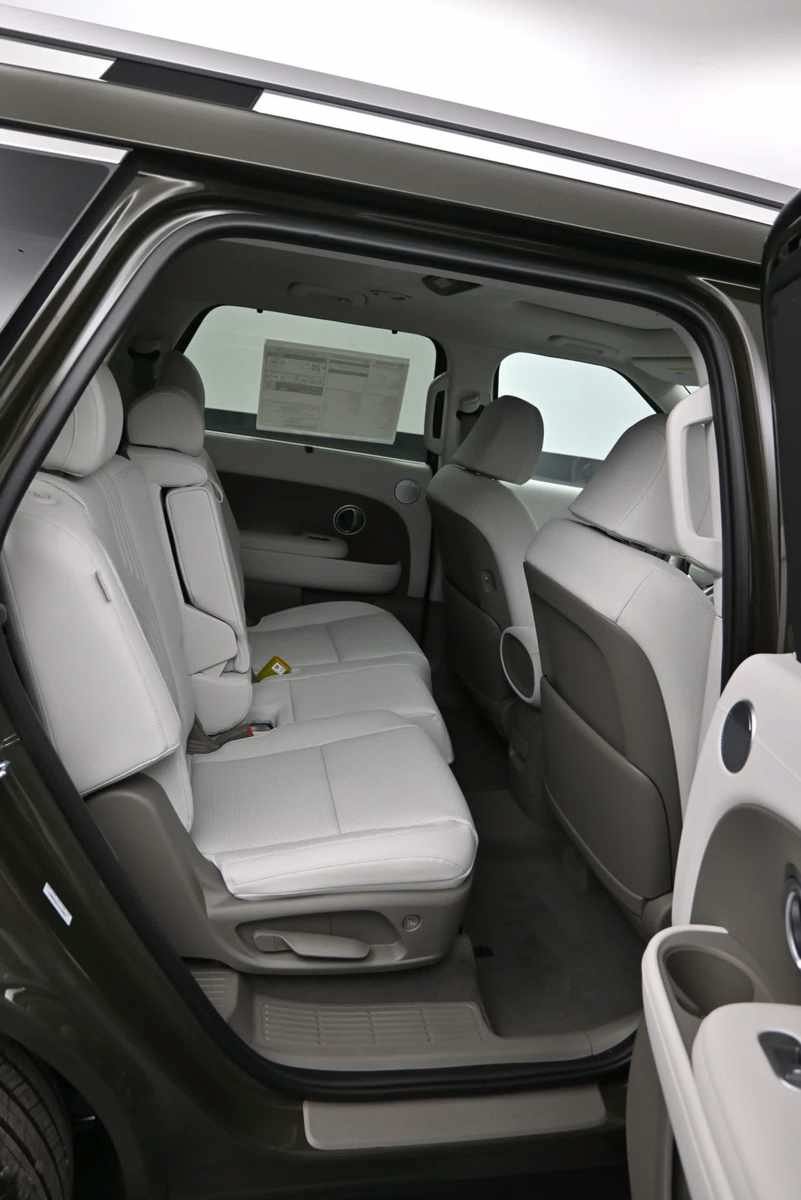 New 2026 Hyundai Palisade SEL AWD/4WD image 12