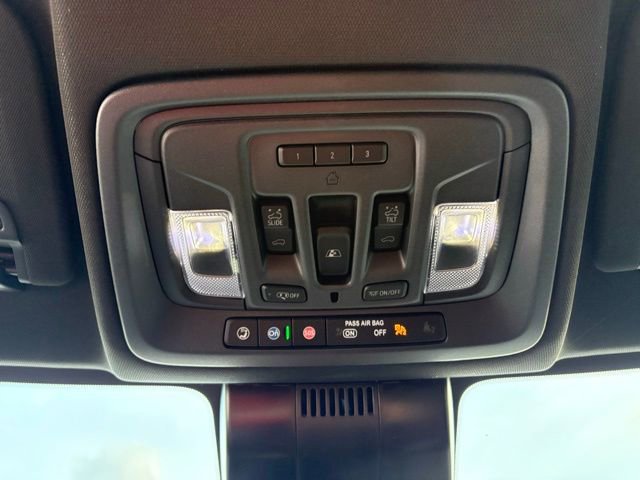 Used 2024 GMC Sierra 1500 AT4 w/ Technology Package image 27