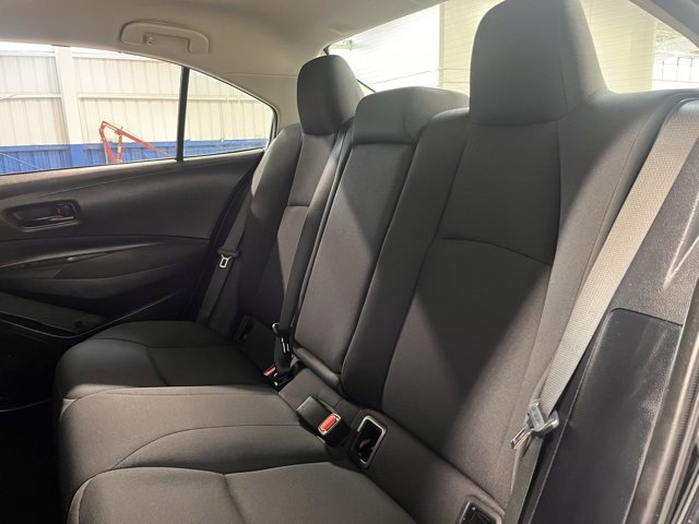 Used 2023 Toyota Corolla LE image 17