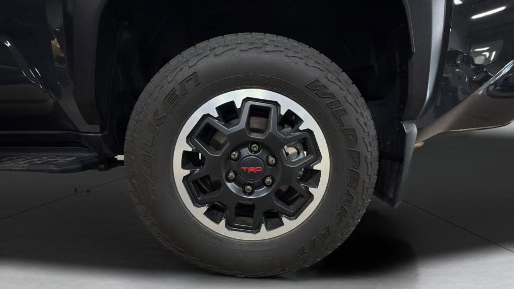 Used 2025 Toyota 4Runner TRD Off-Road Premium image 28