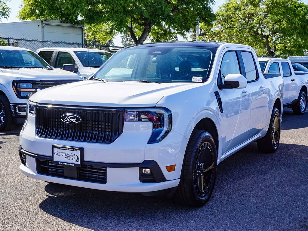 New 2025 Ford Maverick Lobo image 3