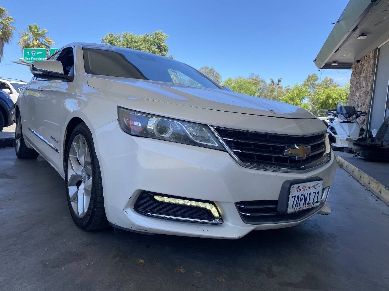 Used 2014 Chevrolet Impala LTZ FWD image 30