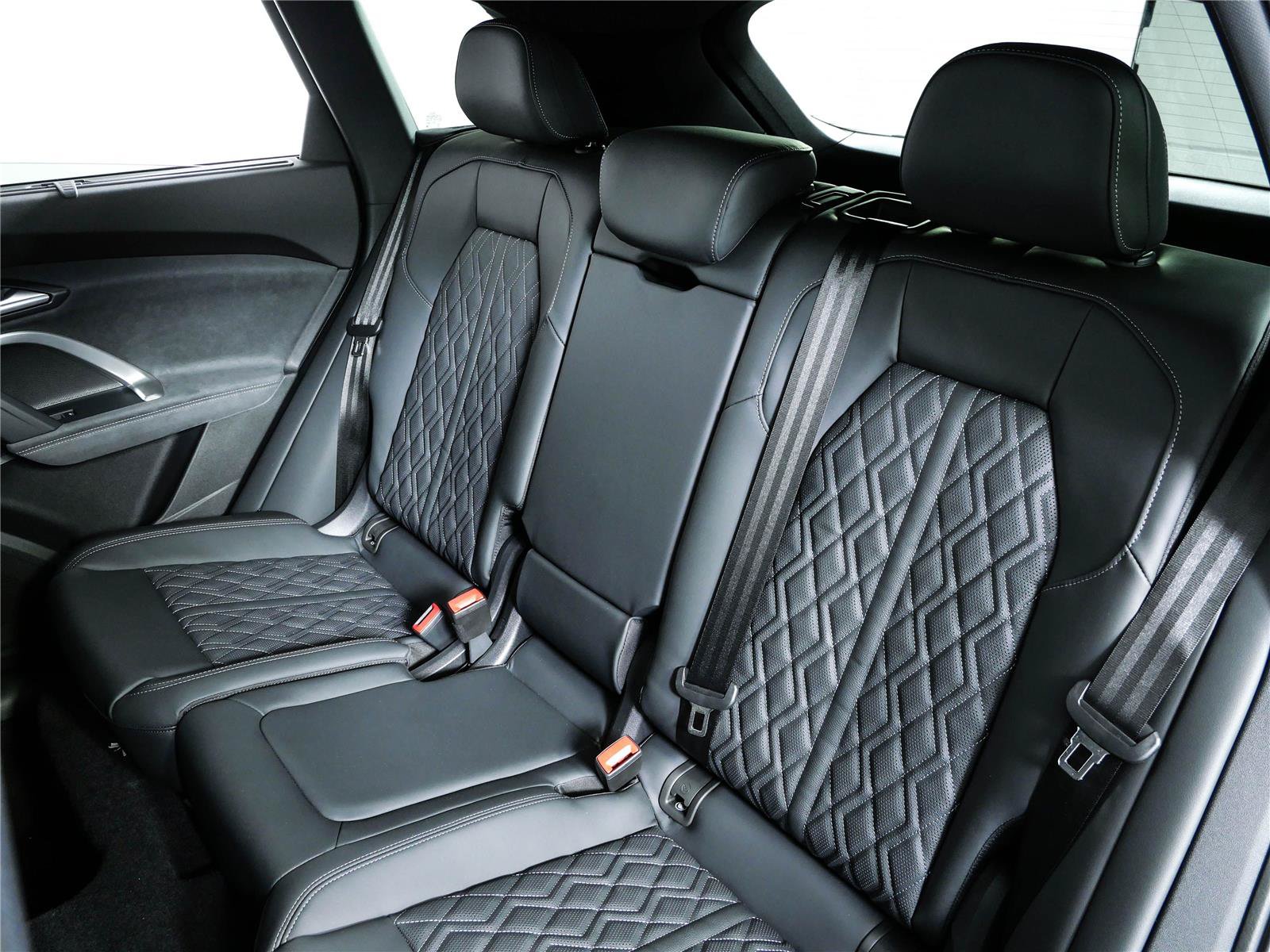 New 2026 Audi SQ5 Prestige AWD/4WD image 20
