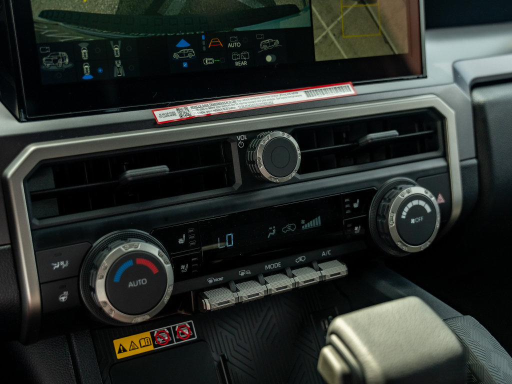 New 2026 Toyota 4Runner TRD Off-Road Premium AWD/4WD image 25