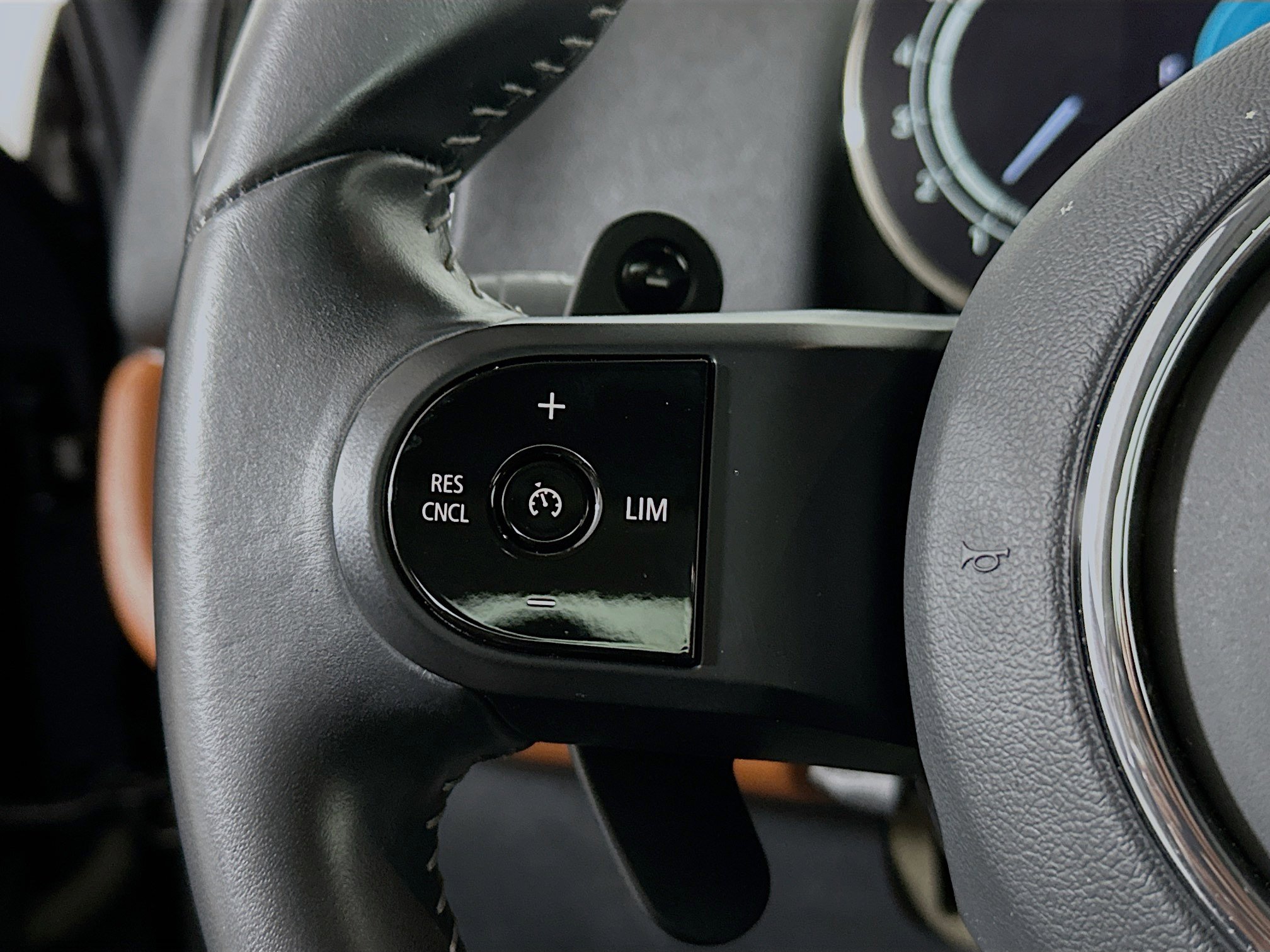 Used 2024 MINI Cooper Countryman S w/ Premium Package image 16