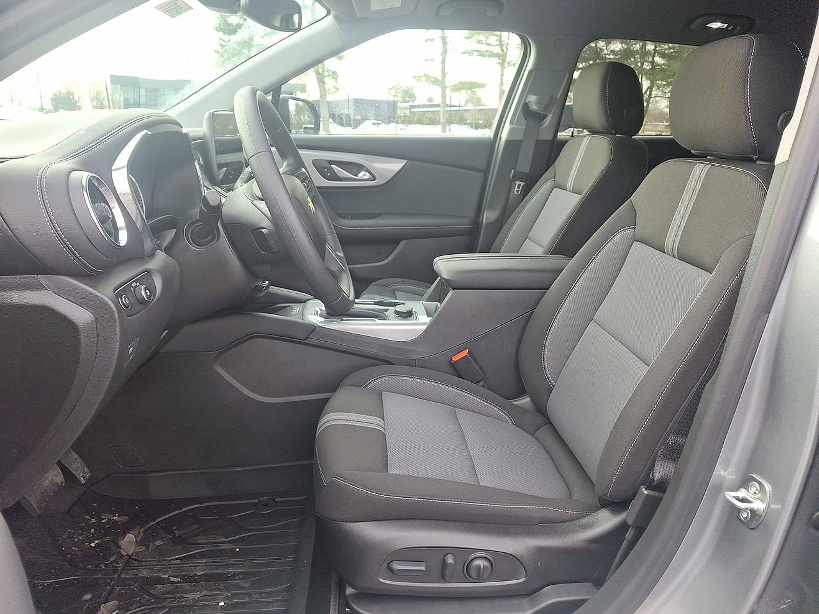 New 2026 Chevrolet Blazer LT w/ Convenience Package FWD image 14