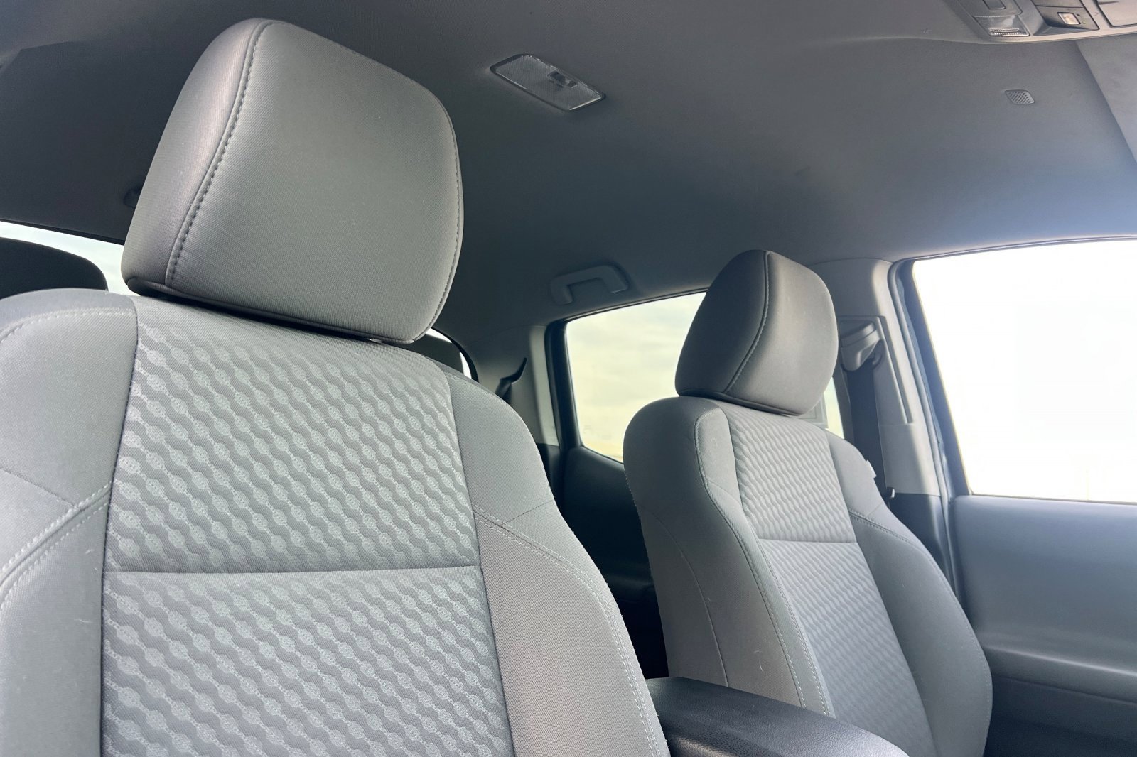 Used 2022 Toyota Tacoma SR5 image 16