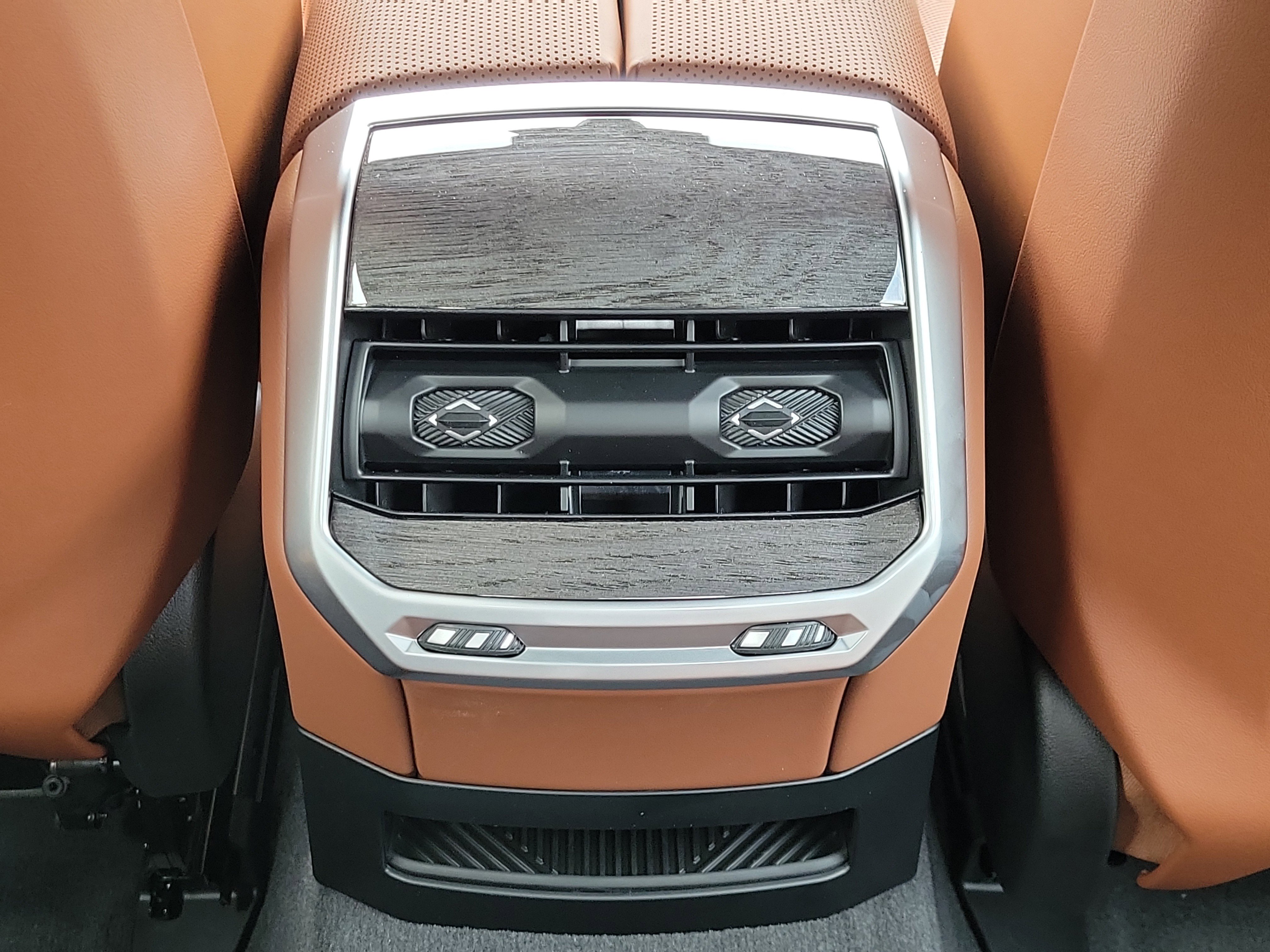 New 2026 BMW 760i xDrive AWD/4WD image 10