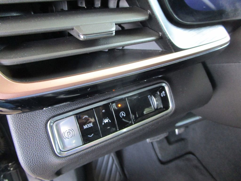 Used 2024 Buick Envision Sport Touring image 22